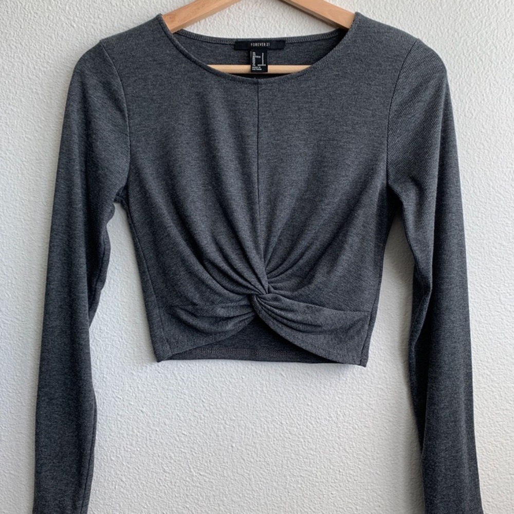 twist front crop top